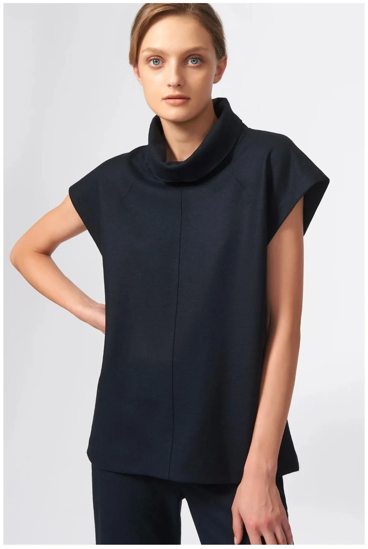 Seamed Turtleneck - Black