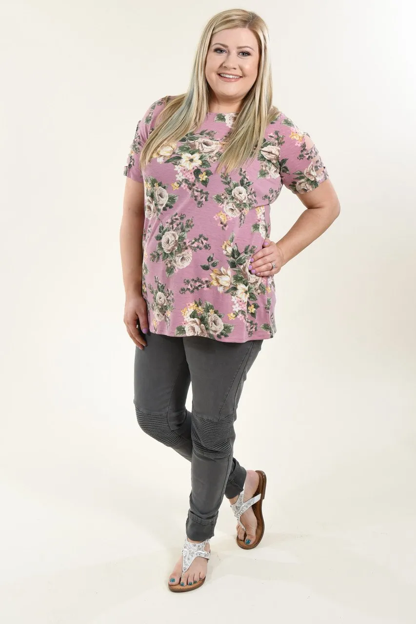 Show Me the Romance Floral Top