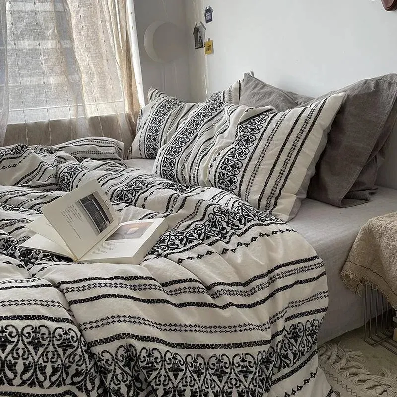 Simple Heart Stripe Boho Duvet Cover Set