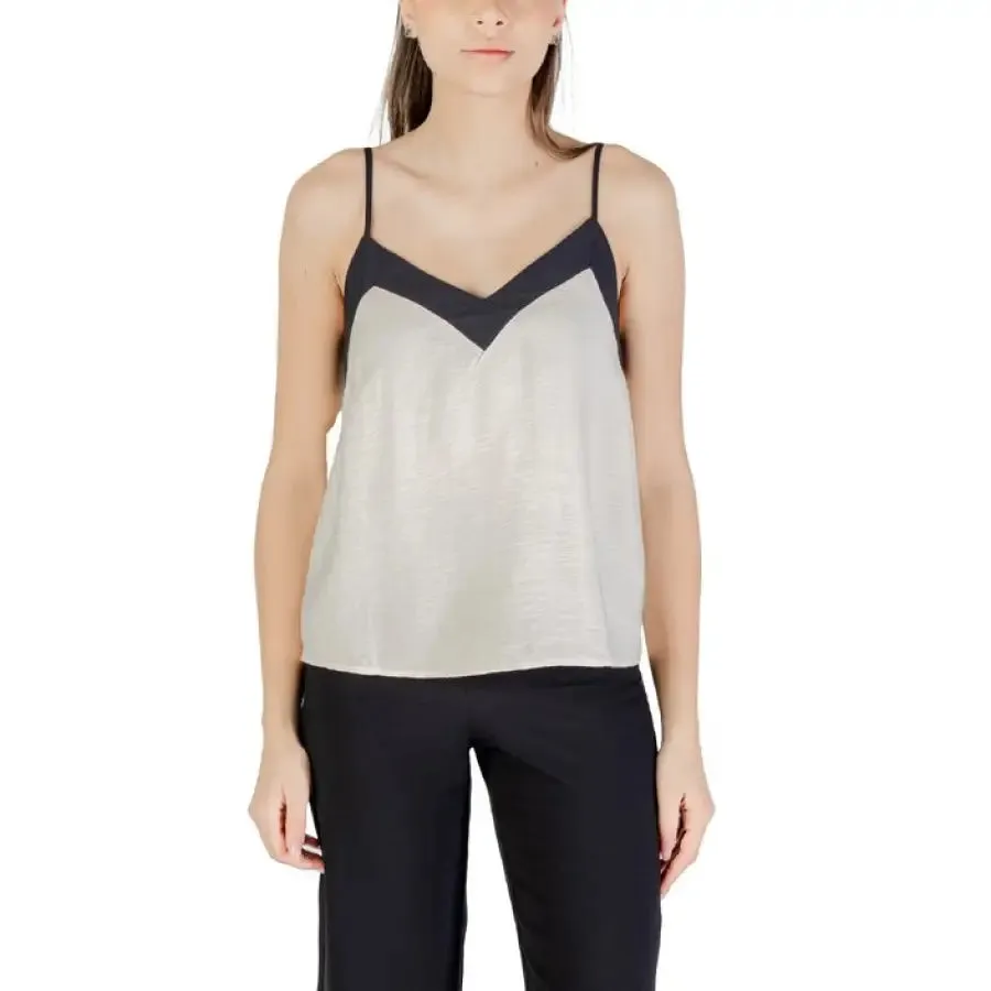 Sleeveless Black and Beige Top