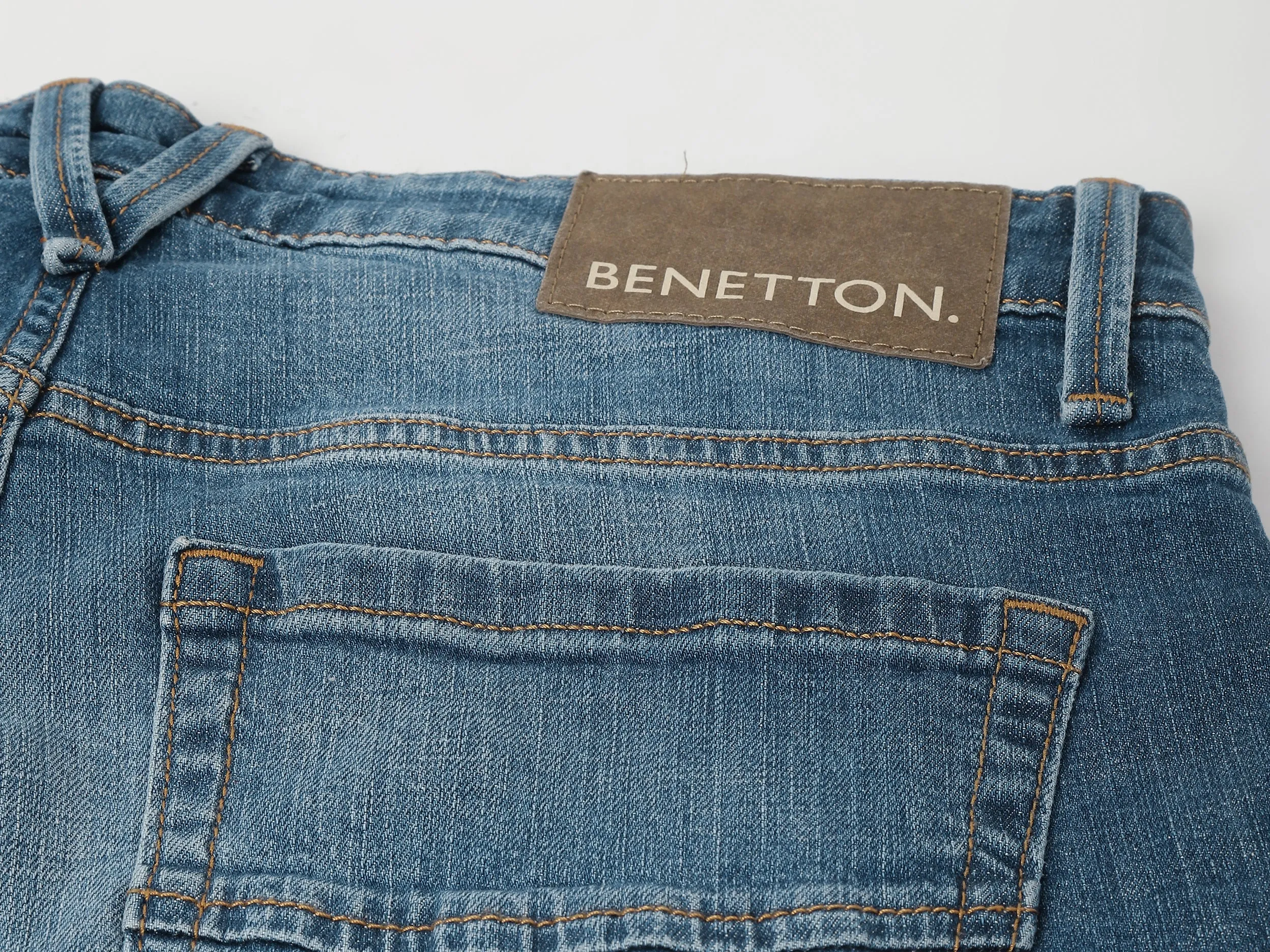 Solid Pattern Slim Fit Jeans