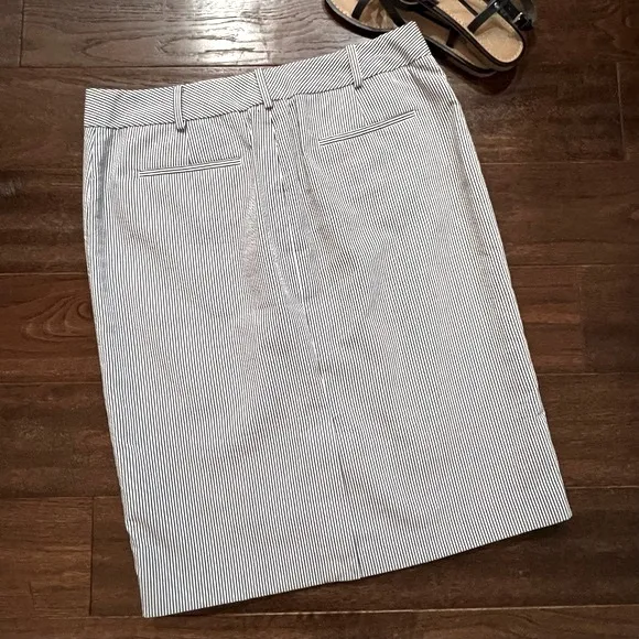 Talbots Navy Striped Seersucker Pencil Skirt