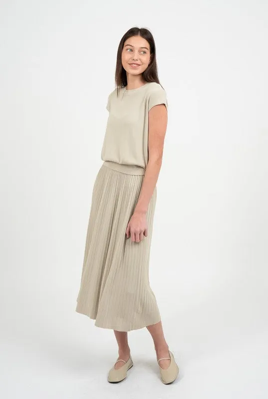 The Belle Noir Skirt