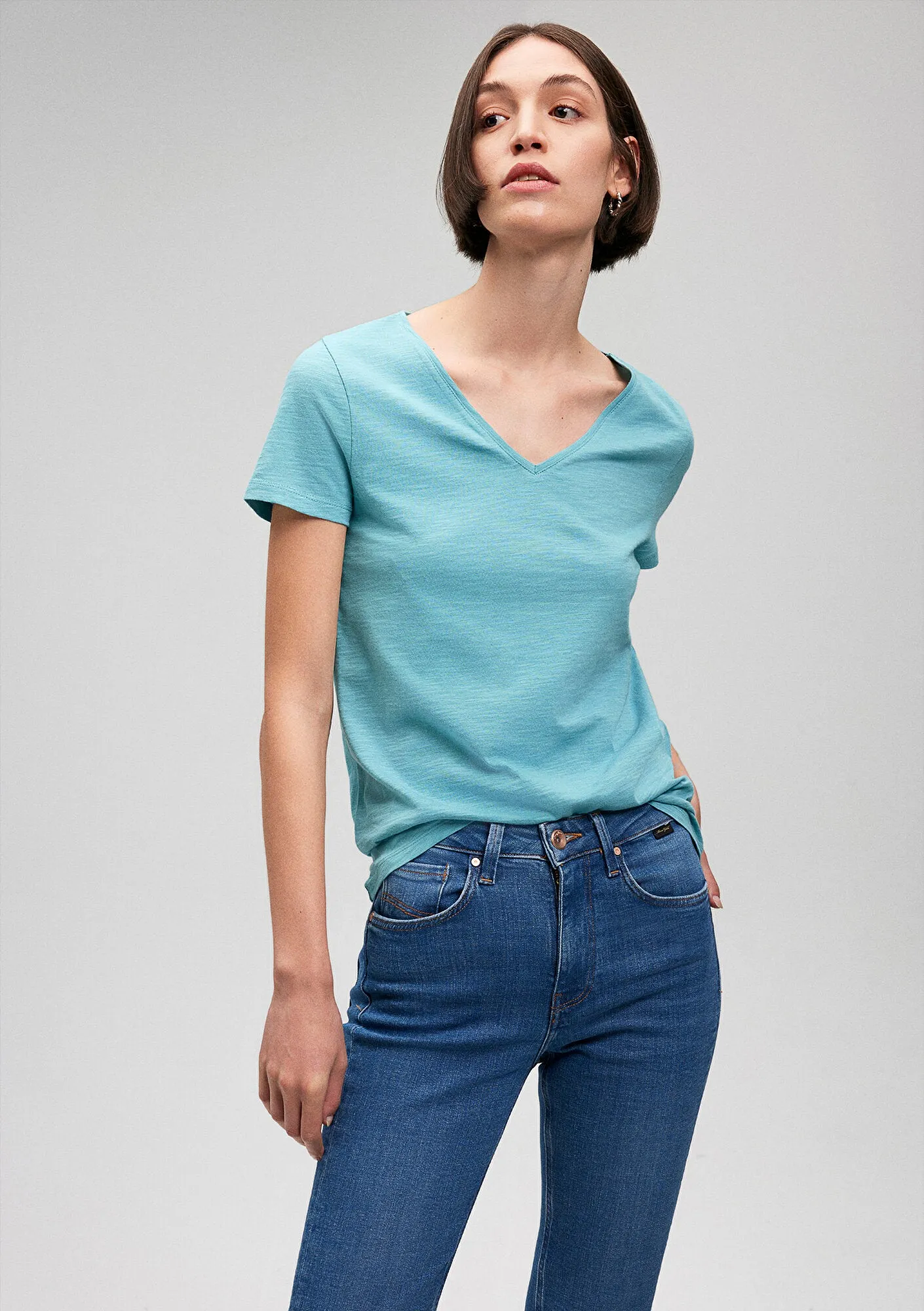 V Neck Green Basic T-Shirt
