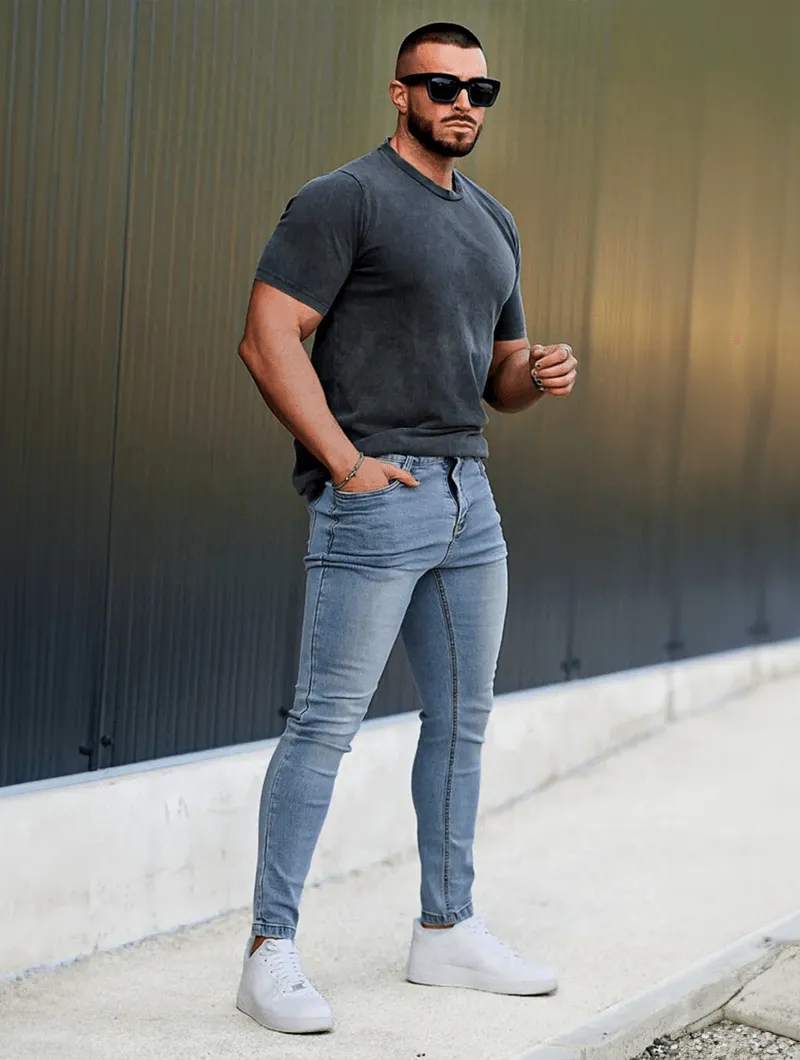 Vince – Classic and Comfortable Denim Jeans for Men