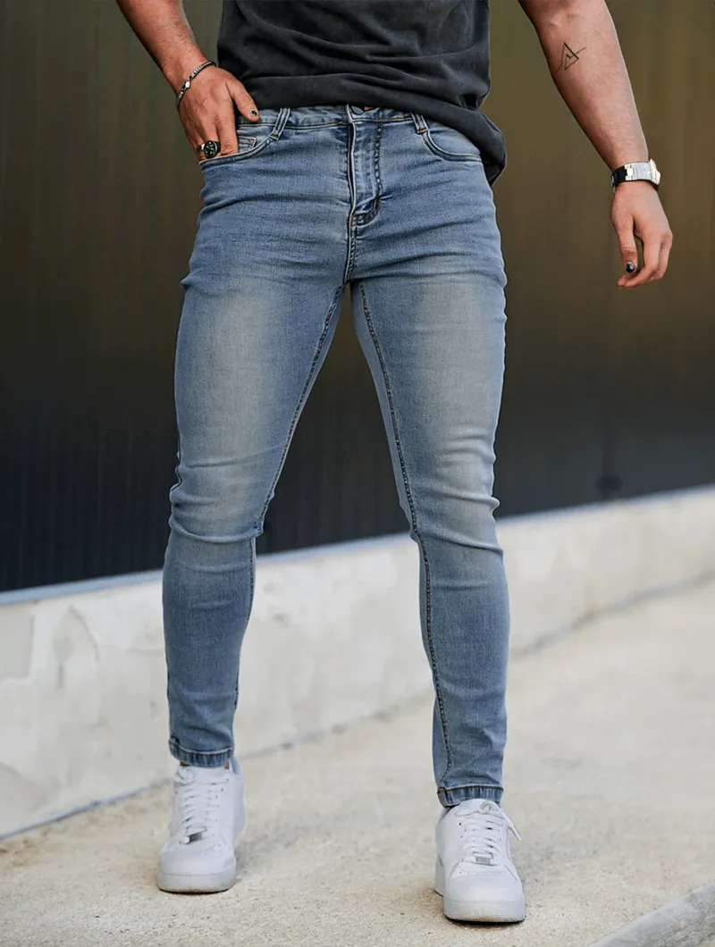 Vince – Classic and Comfortable Denim Jeans for Men