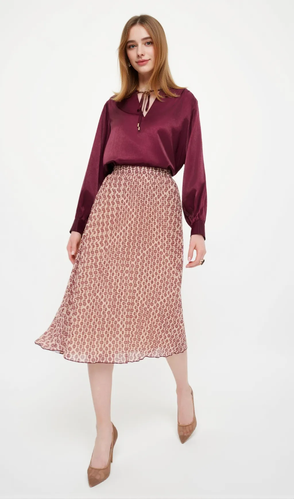 Viscose blouse in burgundy