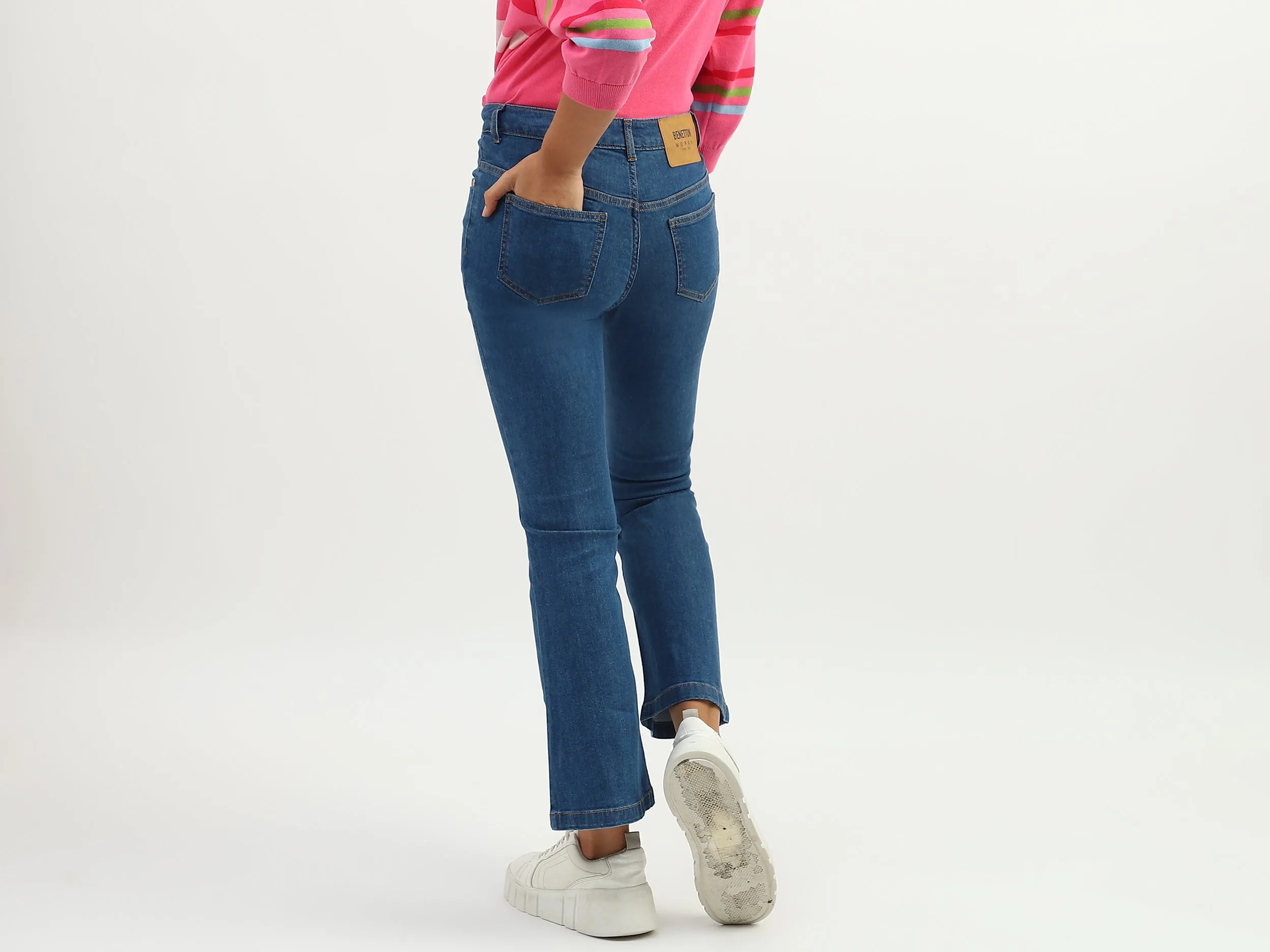 Women Solid Bootleg Jeans