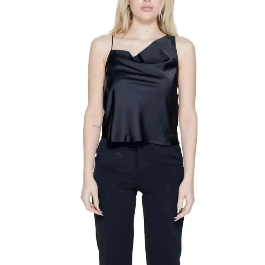 Women's Gold Tank Top with Straps in Polyester Blend