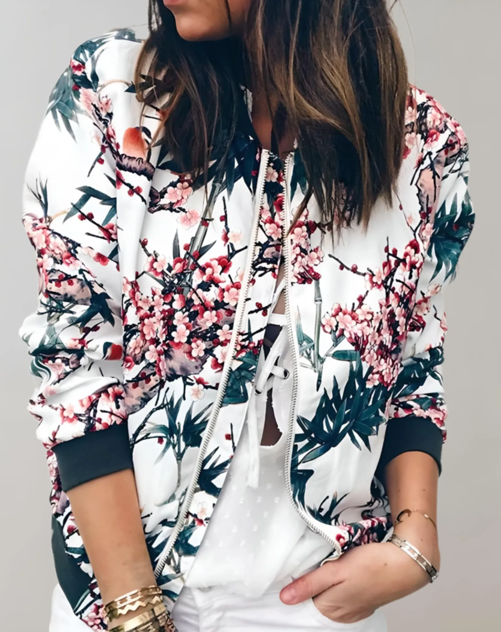 Women's Vibrant Floral Bomber Jacket A Trendy Spring Essential