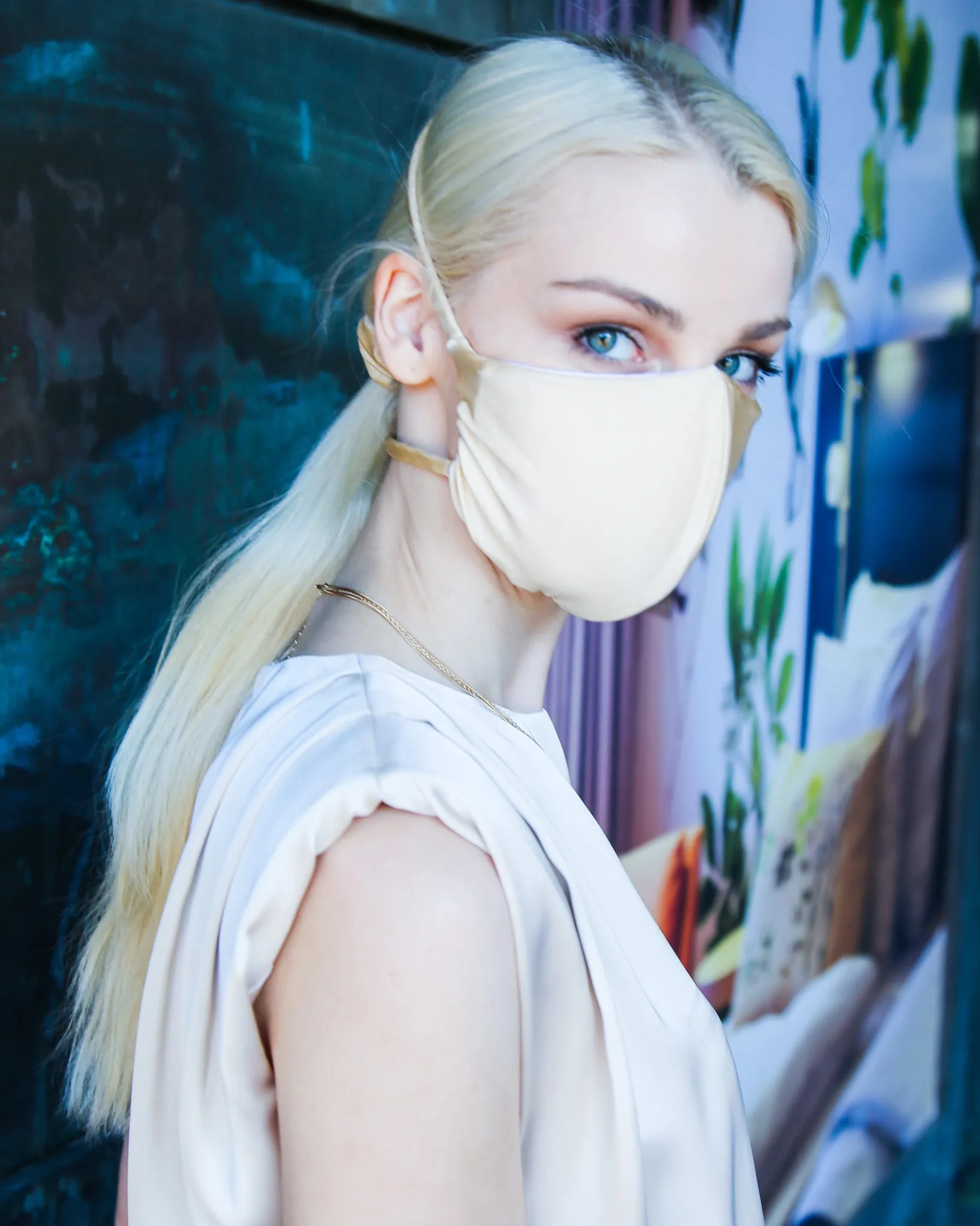 Zikini Mask Gold Simple